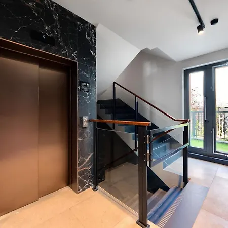 Cracow Masarska Premium * קרקוב